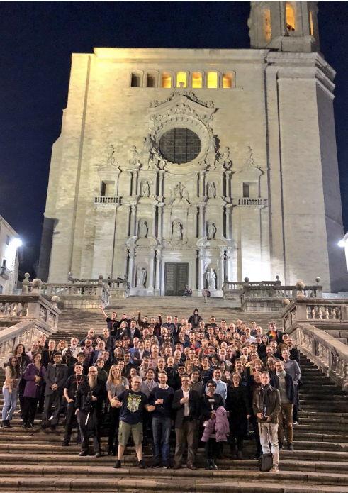 PIDapalooza 2018 family outside Girona cathedral PIDapalooza 2018 family outside Girona cathedral